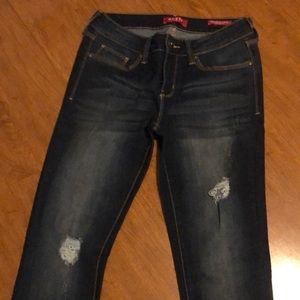 Guess Jeans